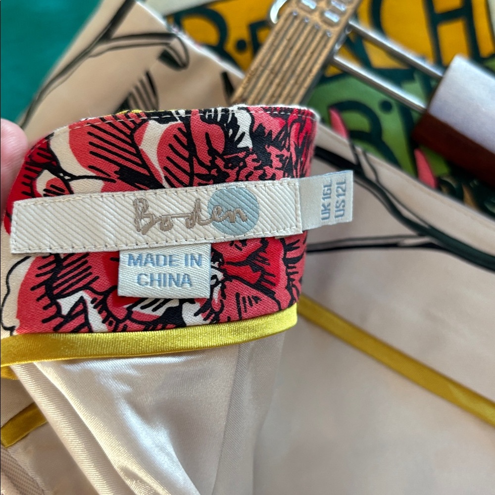 Boden Emilie Botanical Pencil Skirt Size 12 - Picture 7 of 8